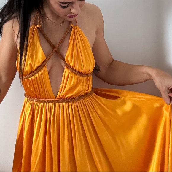 CULT GAIA SALEE GOWN 2 - Picture 3 of 3